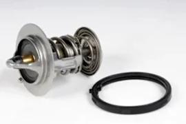 Chevrolet Silverado and GMC Sierra Thermostat Guide: Symptoms, Specs, and Replacement