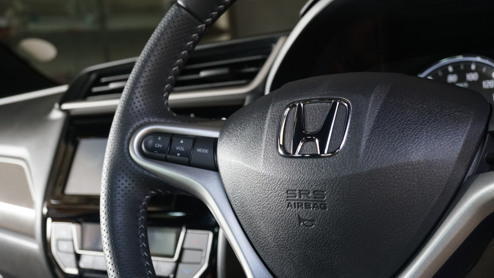 , Honda Clears Takata Airbag Problem with Latest Batch of Recall
