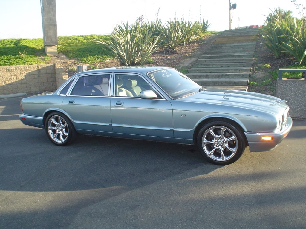 , 2002 Jaguar XJ Road Test