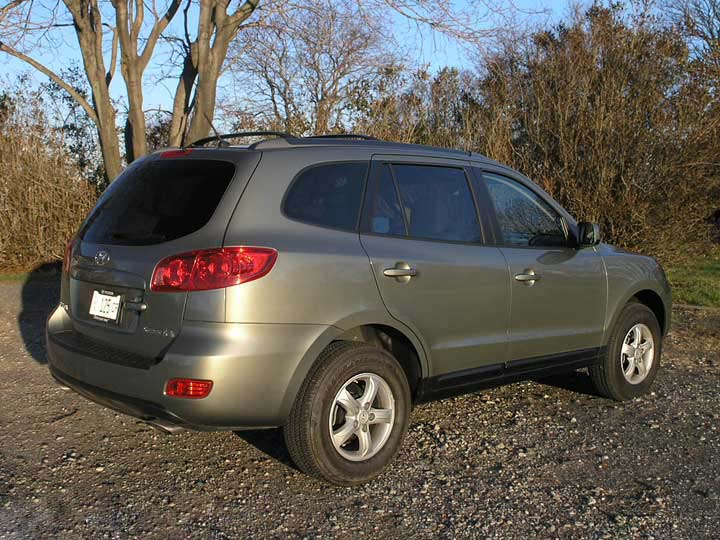 , 2007 Hyundai Santa Fe Road Test