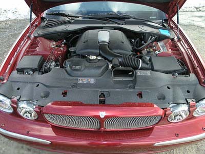 , 2007 Jaguar XJR Road Test Review