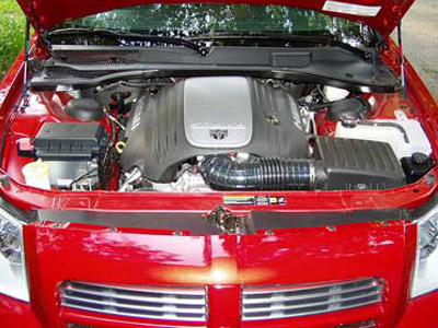 , 2005 Dodge Magnum Road Test