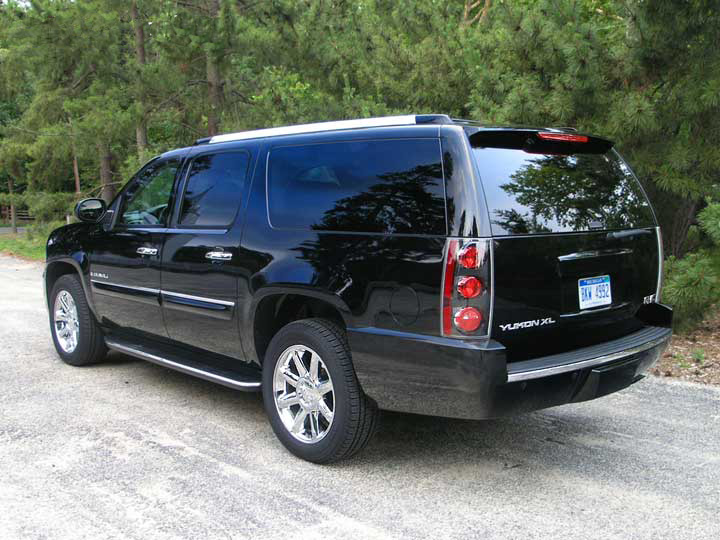 , 2007 GMC Yukon XL Denali Road Test Review