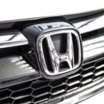honda logo on grille