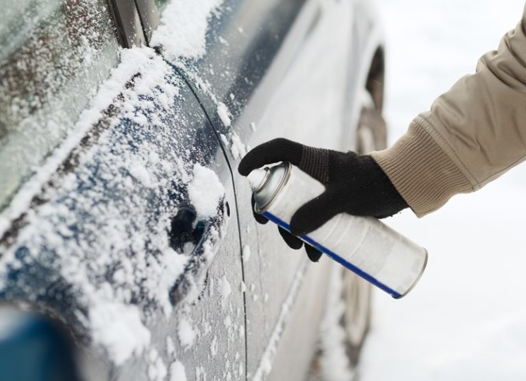 How to Remove Ice From Your Car and Windshield In The Garage with