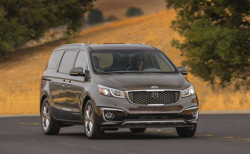 2015 Kia Sedona on the road