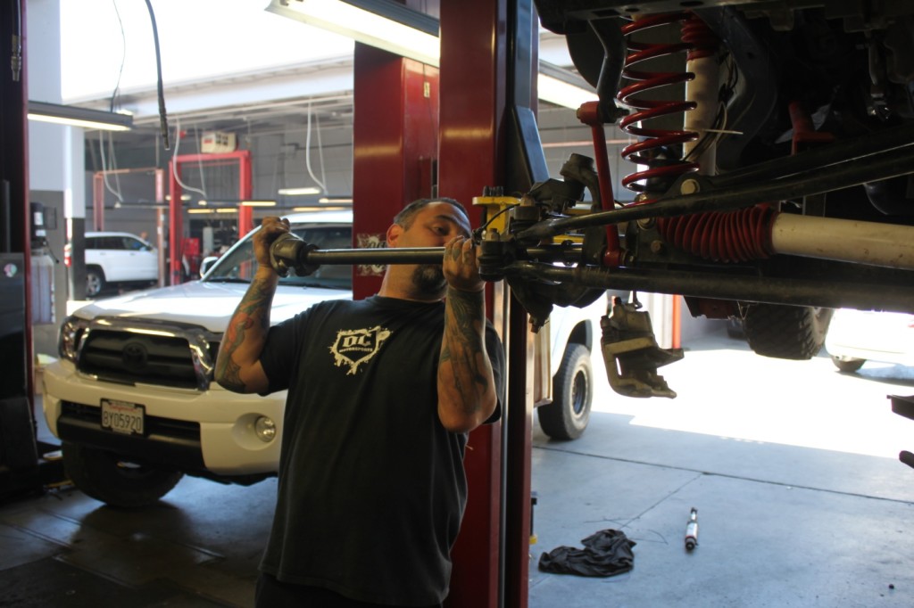 , EPISODE 12 Yukon Gear & Axle Ring and Pinion and Axles Install