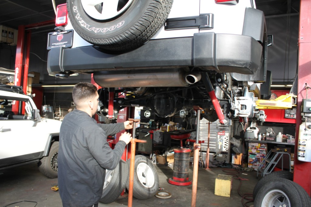 , EPISODE 2: Rancho 4″ Lift Kit and RS5000X Shock Install