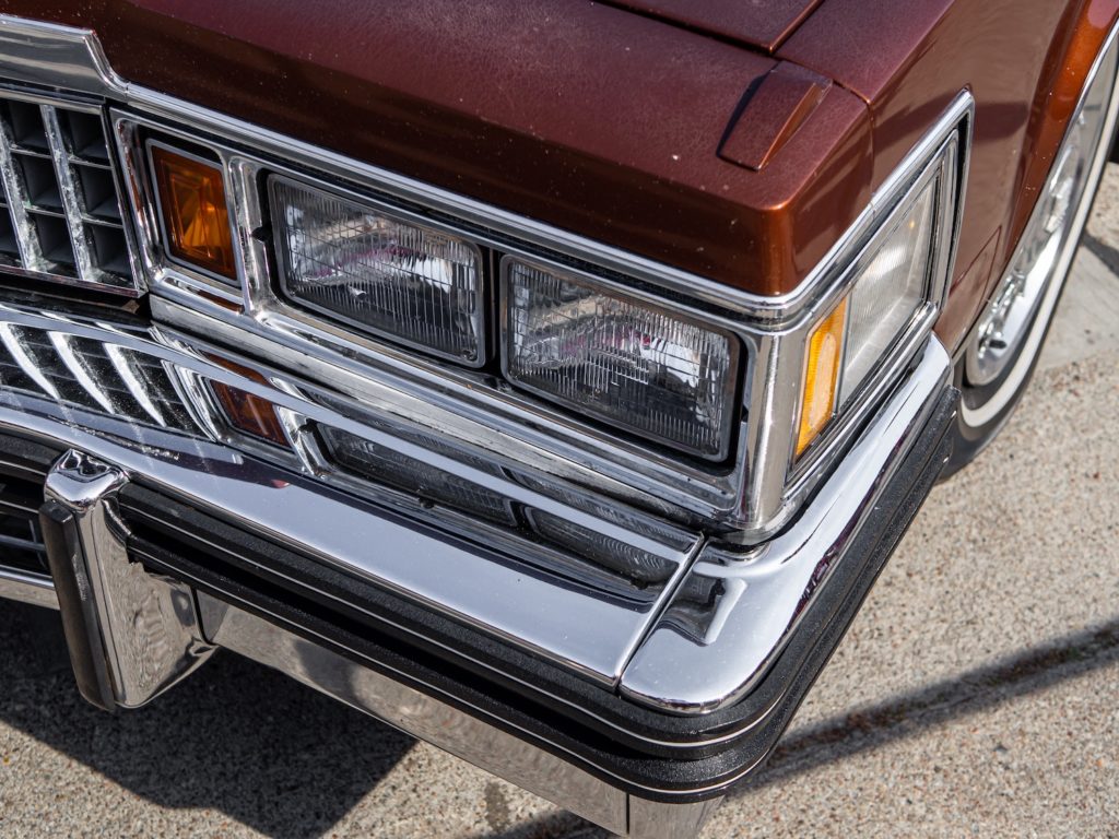 What is a Corner Light? In The Garage with