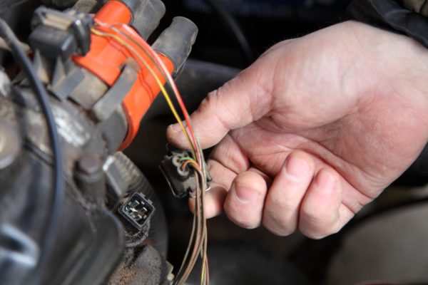 P0117 Code: Engine Coolant Temperature Sensor 1 Circuit Low - In The ...