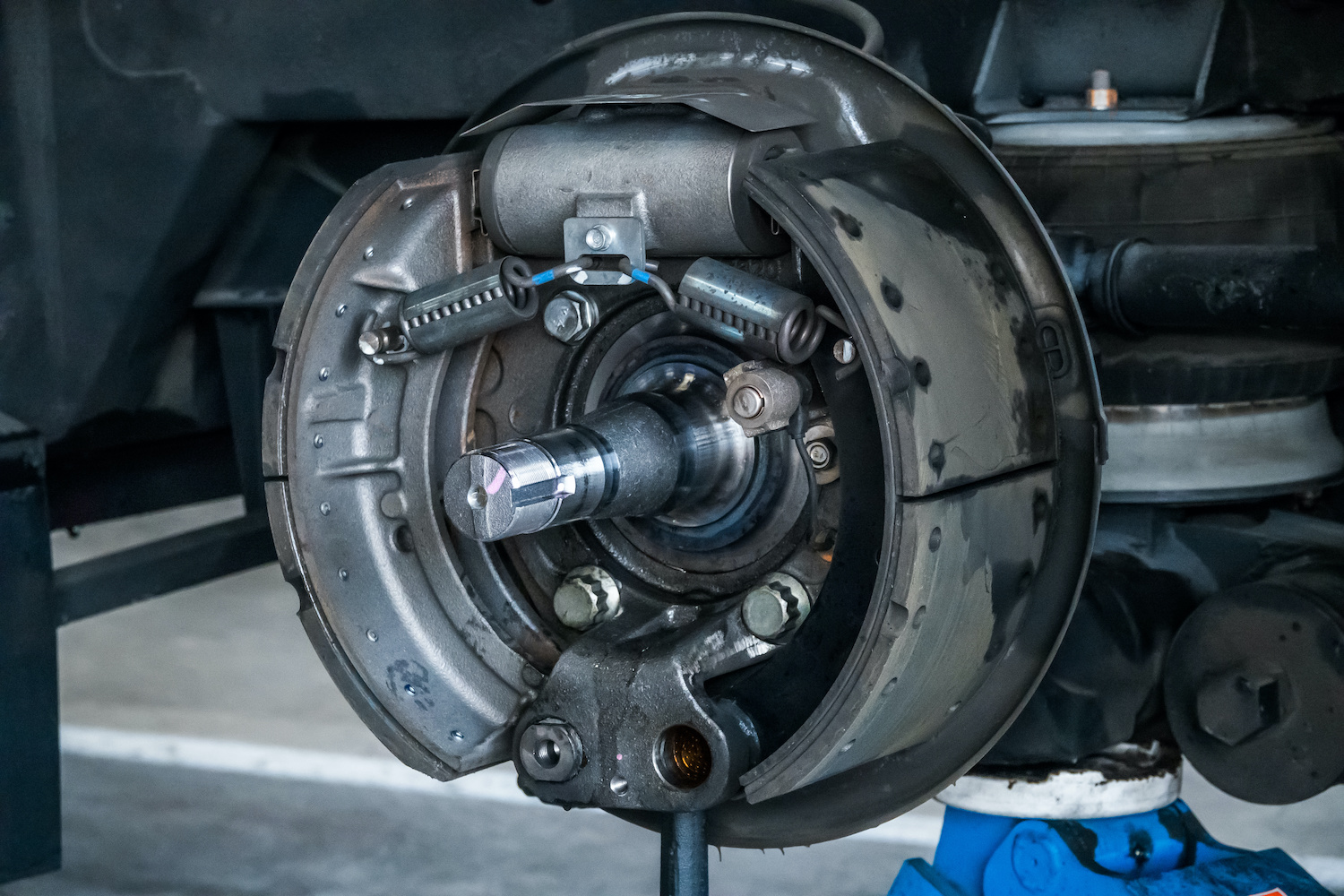 automotive drum brake