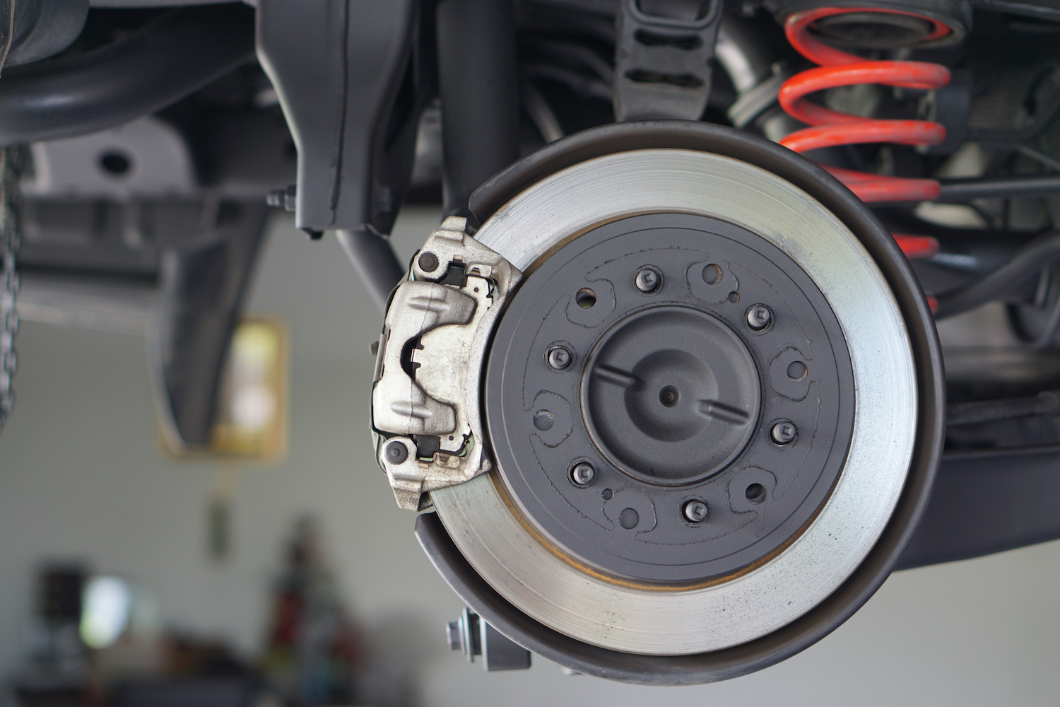 Good Brakes vs. Bad Brakes In The Garage with