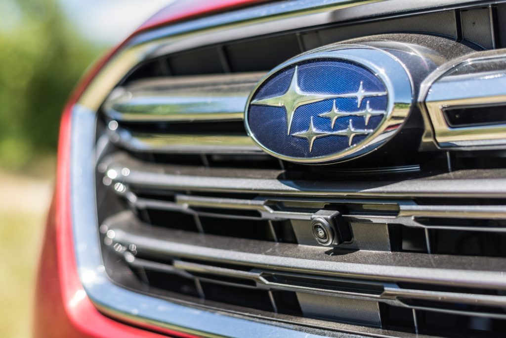 subaru logo on car grille