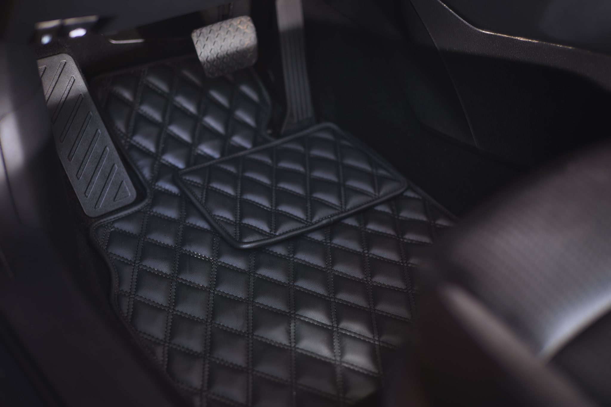 The Best Floor Mat Brands to Consider for Your Daily Driver In The
