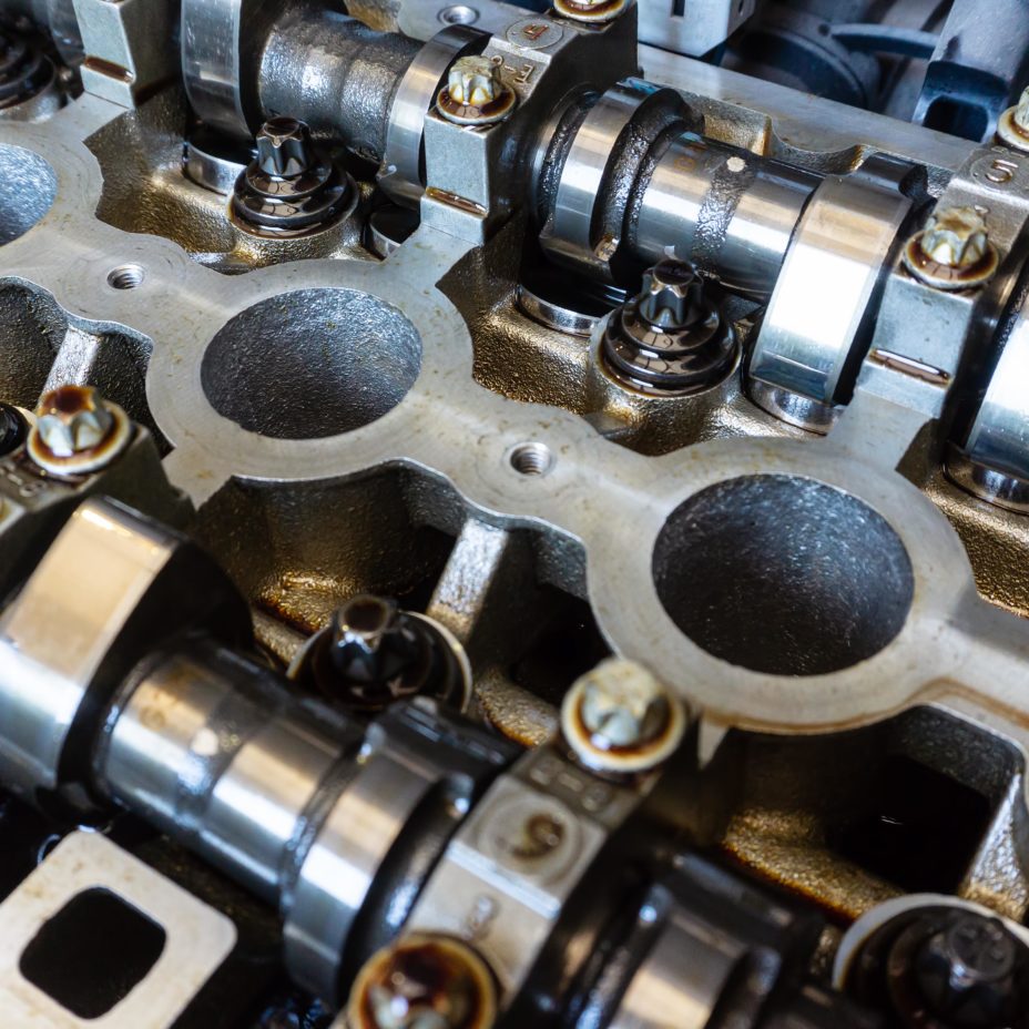 Faulty Camshaft Seal Symptoms In The Garage with