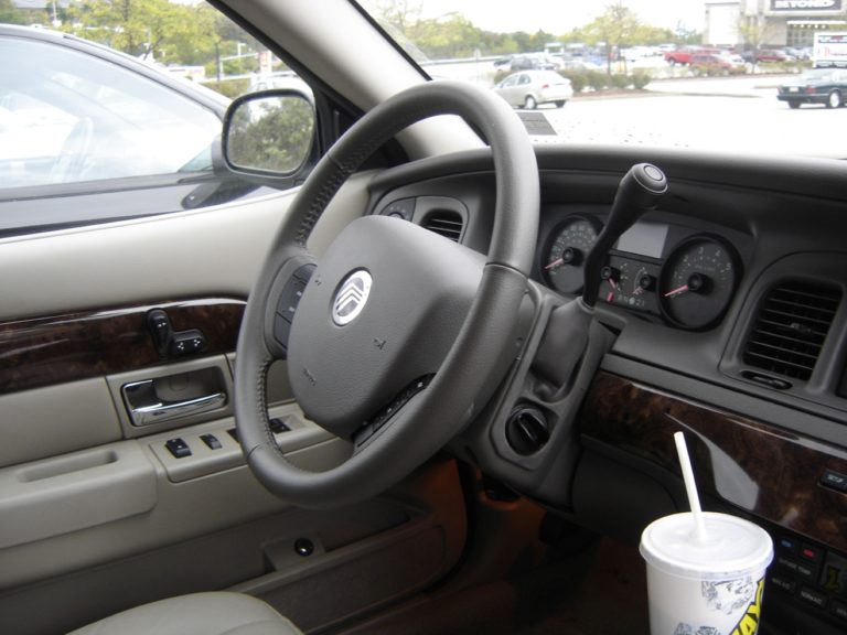 Column Shifters What Are They? A Quick History In The Garage with