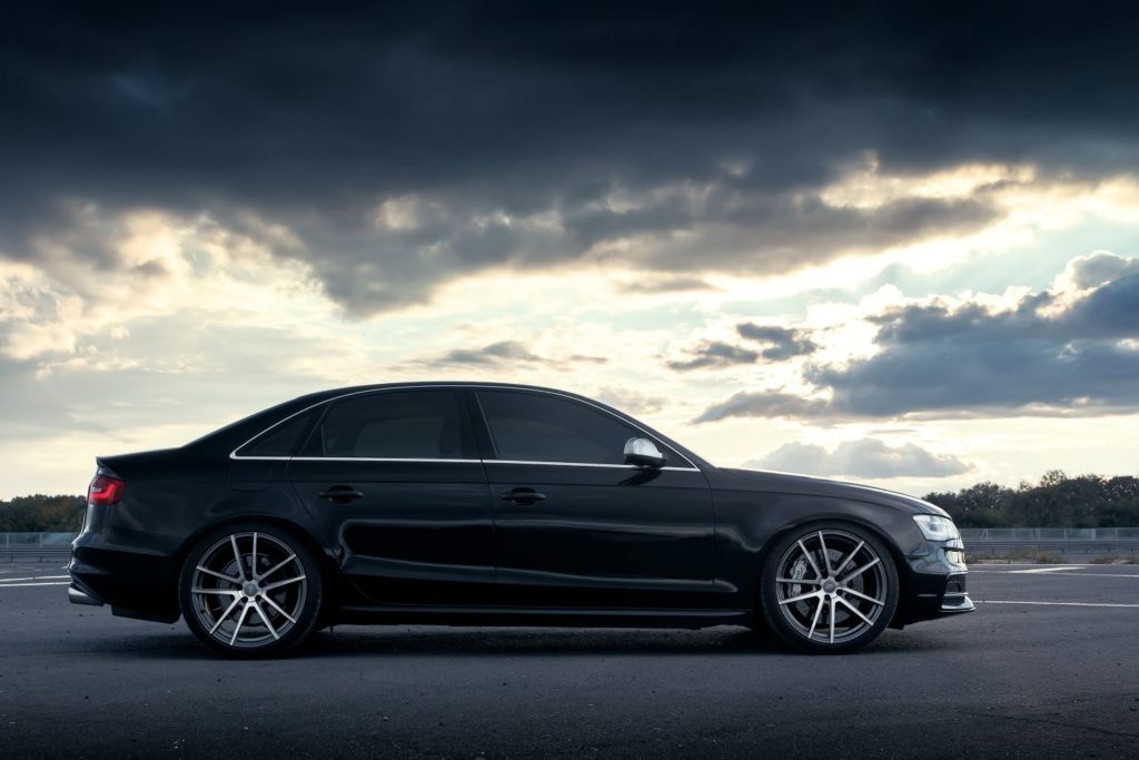 audi s4 sideshot