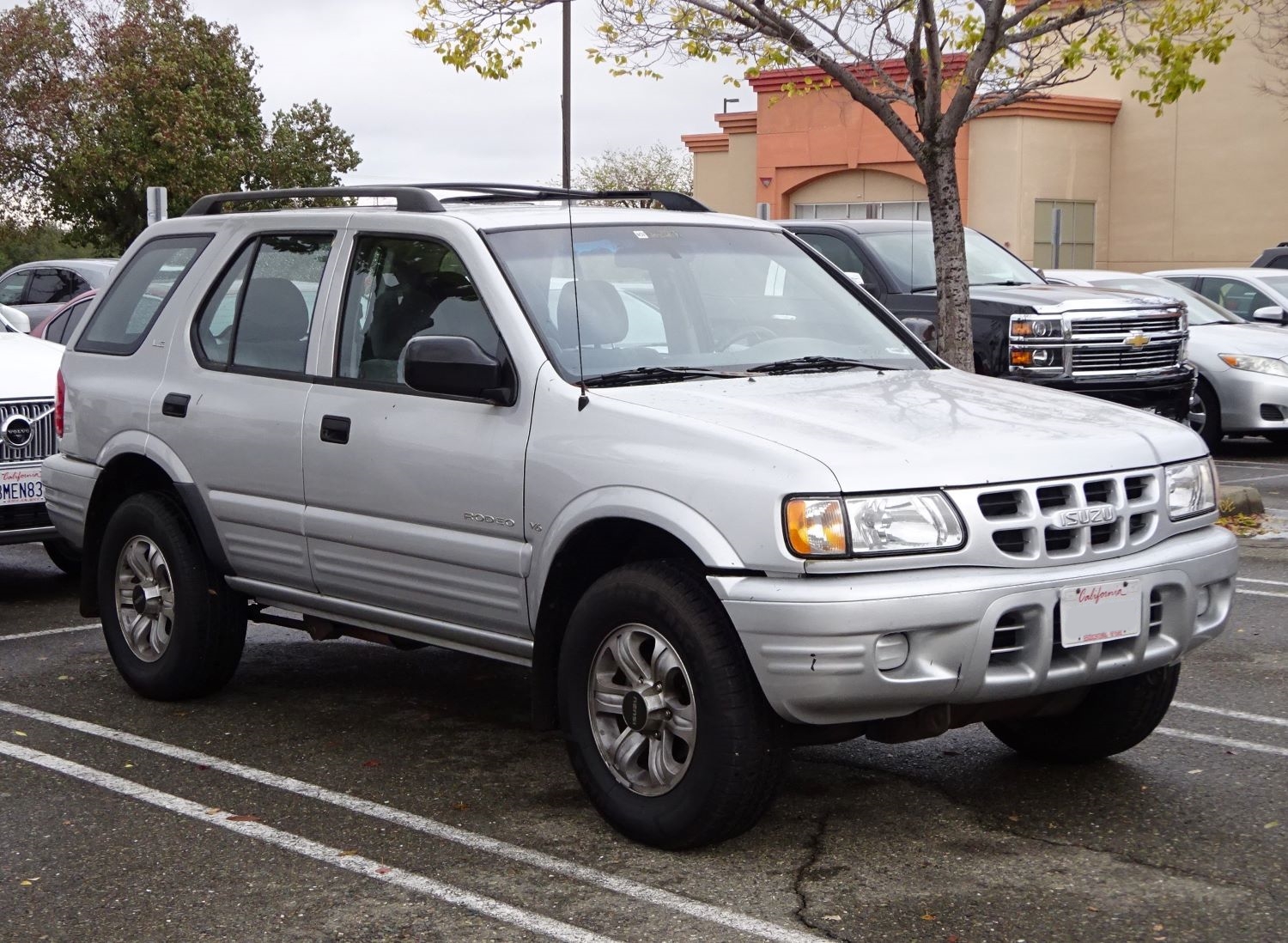 2000 Azuzu Rodeo Rear Isuzu Rodeo Reliability and Common Problems - In The Garage with ...