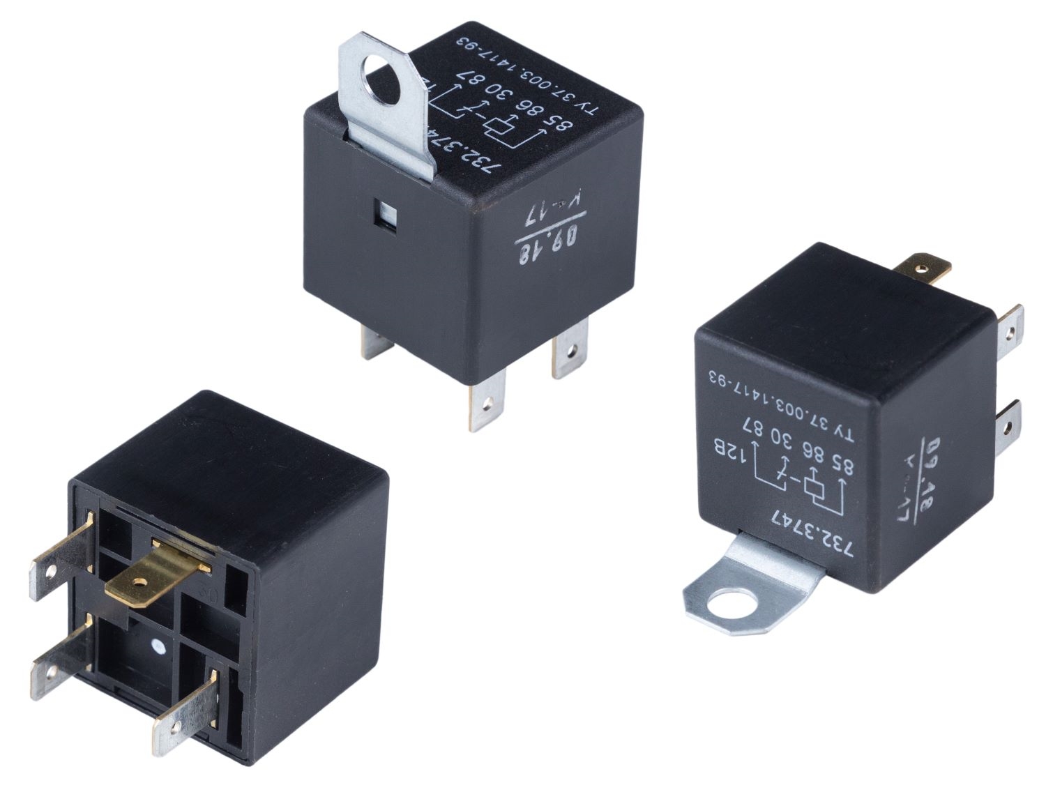 Signs of a Bad Fuel Pump Relay, Plus Testing Procedure In The Garage