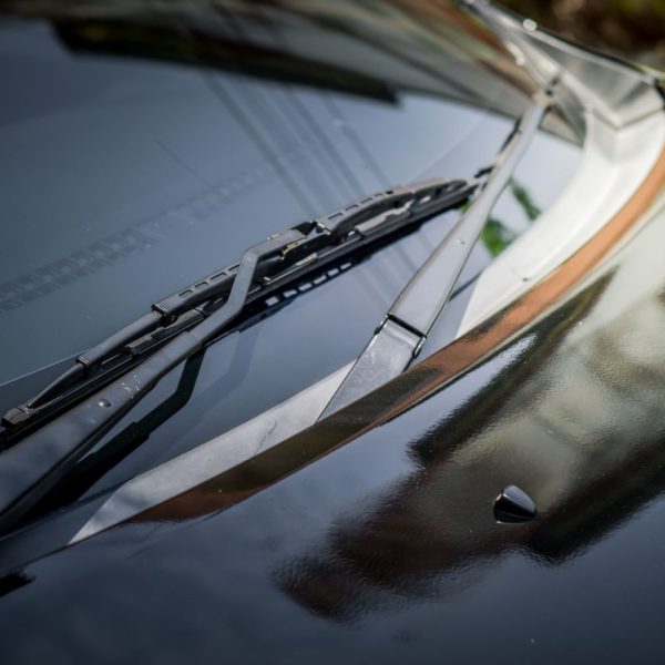 How To Get Rid of Windshield Wiper Streaks In The Garage with