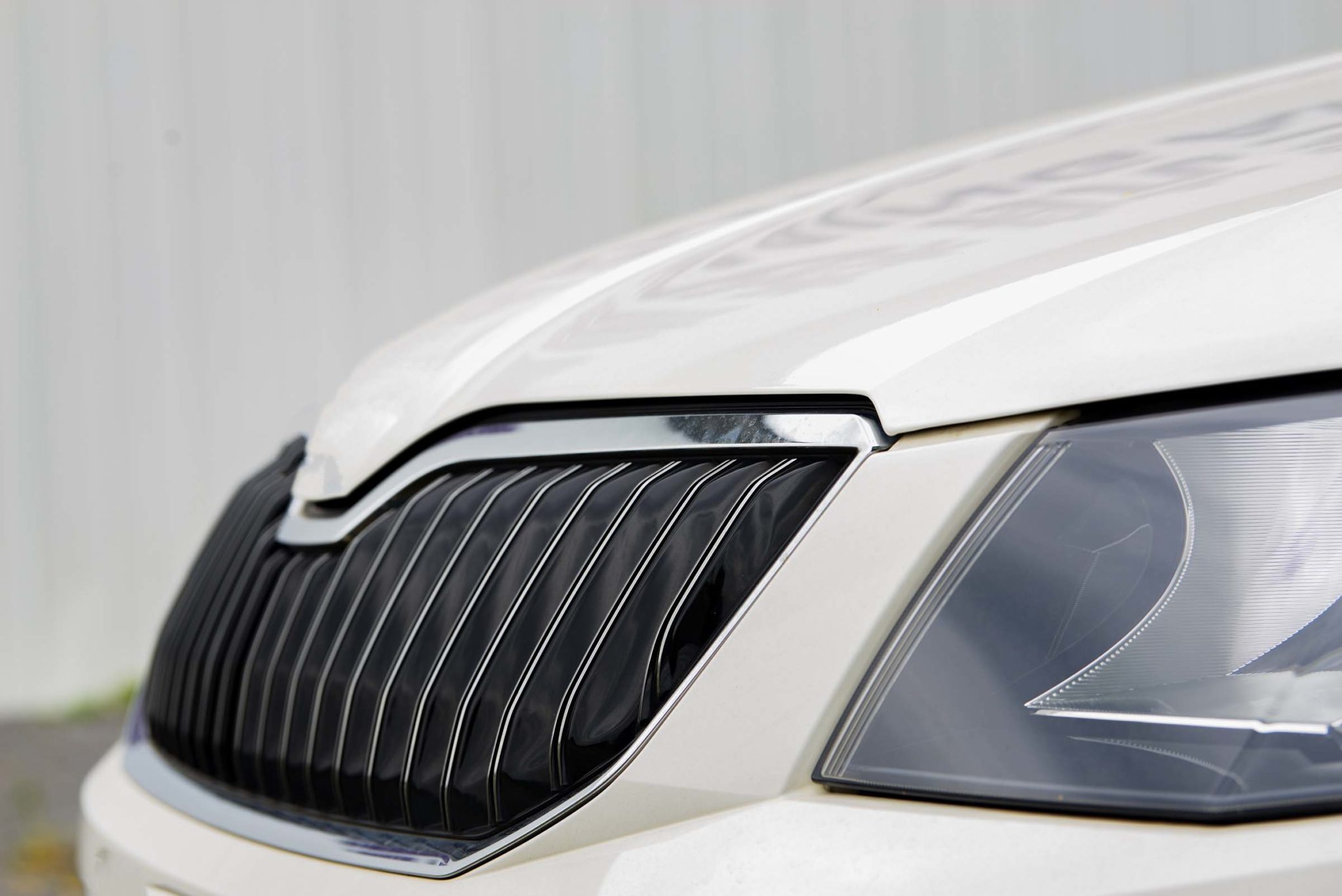 Car Body Parts and Repair Resources In The Garage with