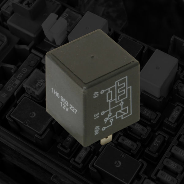 Bad Turn Signal Light Symptoms In The Garage with