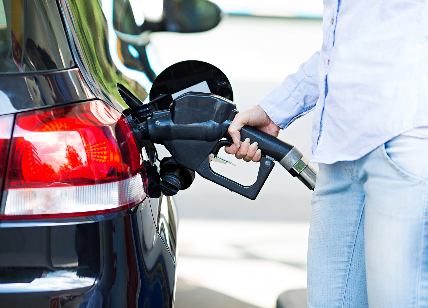 How Much Does Gasoline Weigh? Plus Answers to Other Questions In The