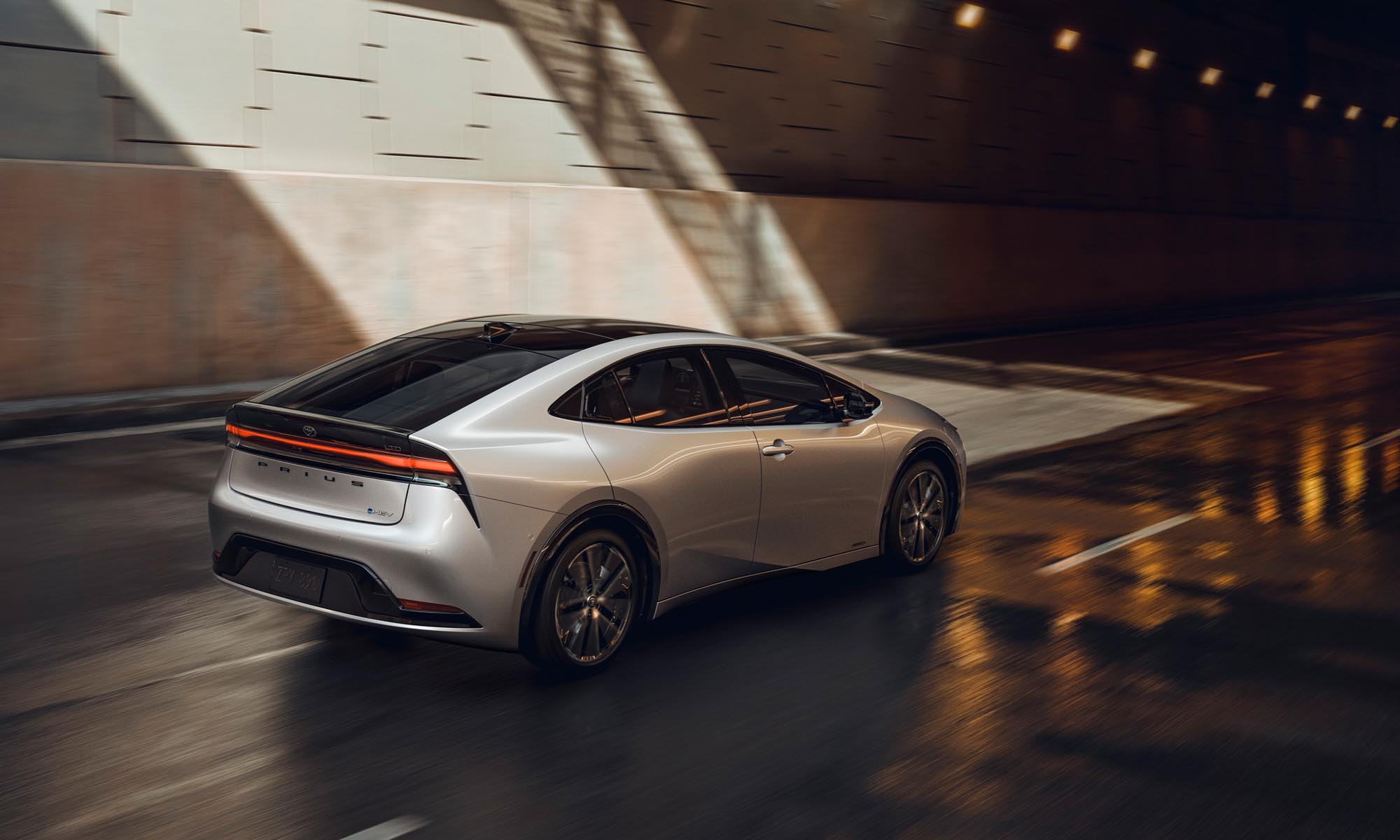 How Fast Can Your Hybrid Go? Toyota Prius Max Speed and Other Cool ...