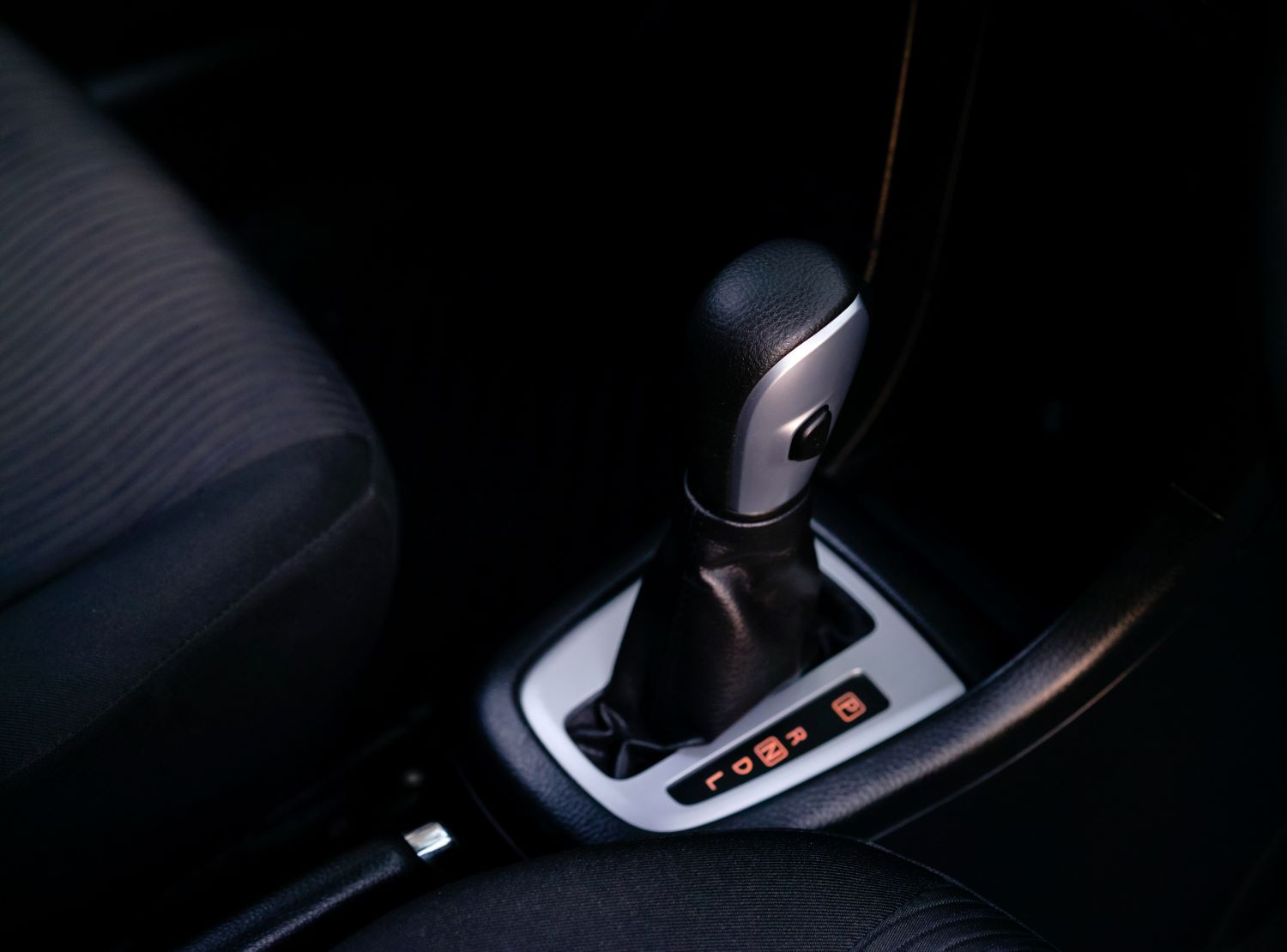 Symptoms of a Bad Automatic Transmission GearShift Indicator In The