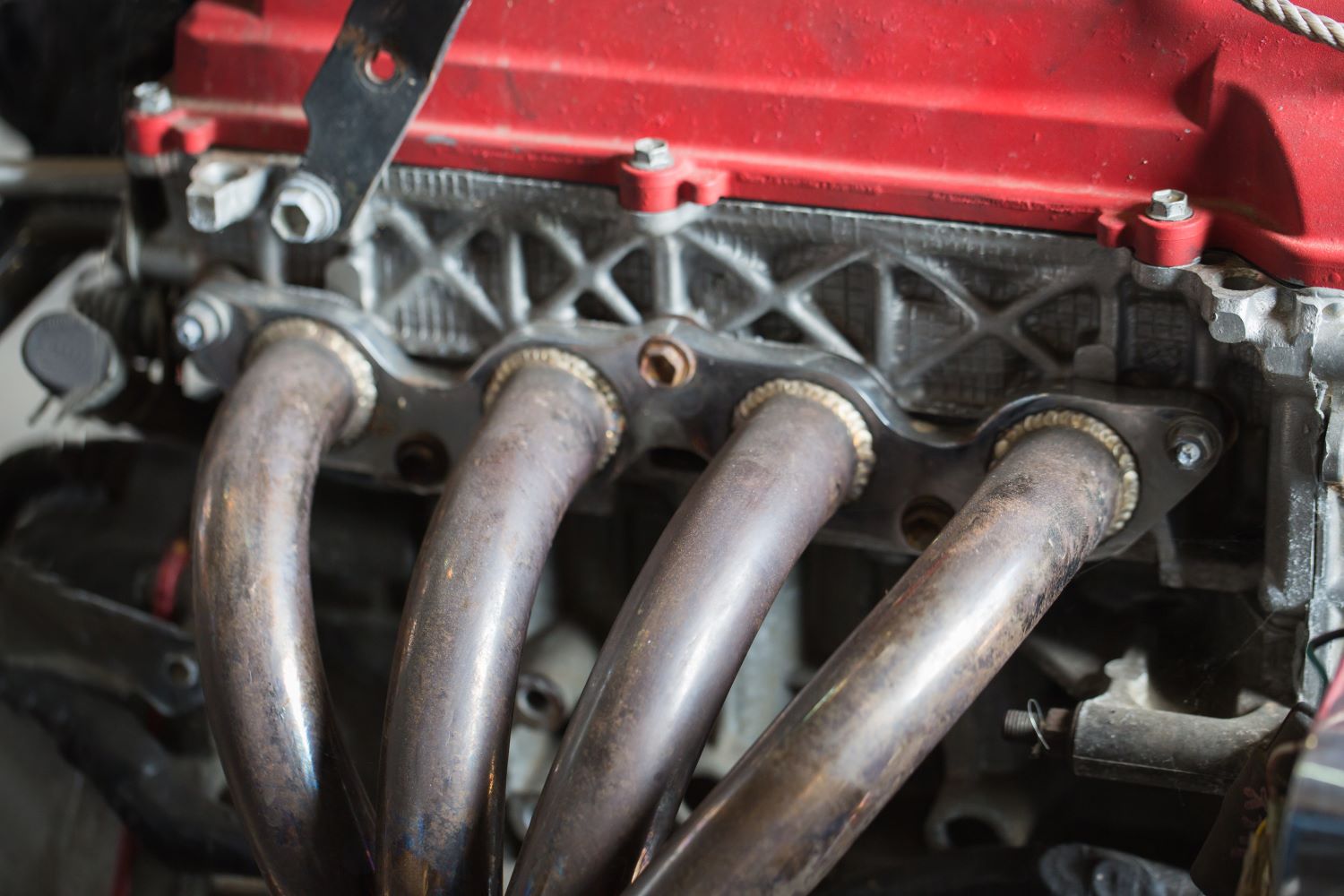 Exhaust Manifold Gasket Problems Symptoms and What To Do In The