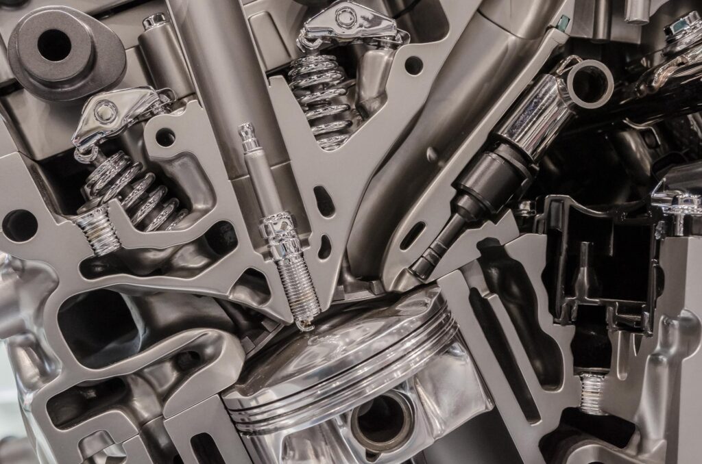 combustion engine cutaway