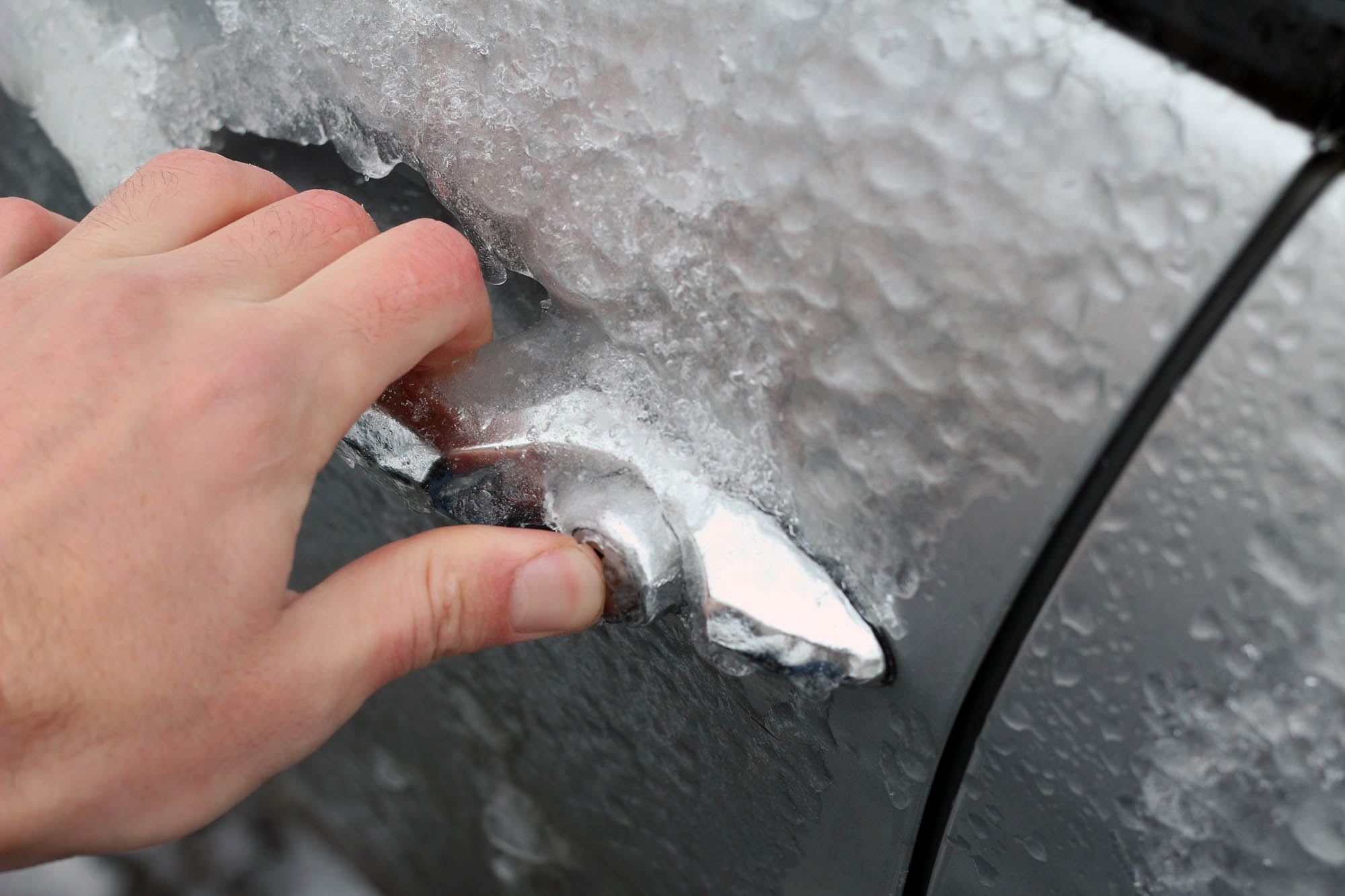 8 Reasons Why Your Car Door Won’t Open From Inside In The Garage with