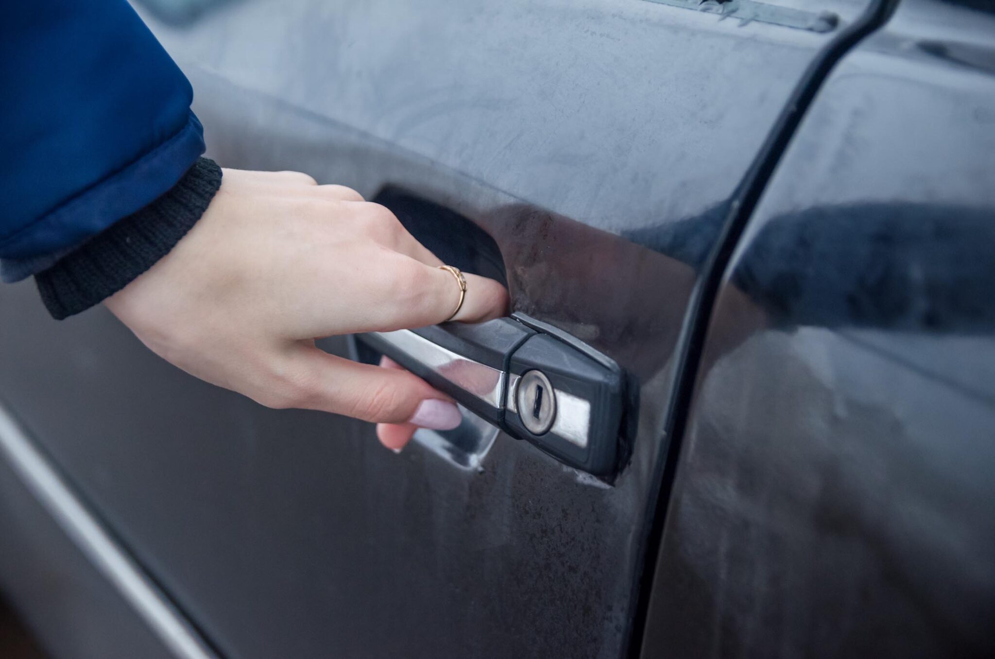 7 Reasons Why Your Manual Key Won’t Unlock the Car Door In The Garage with