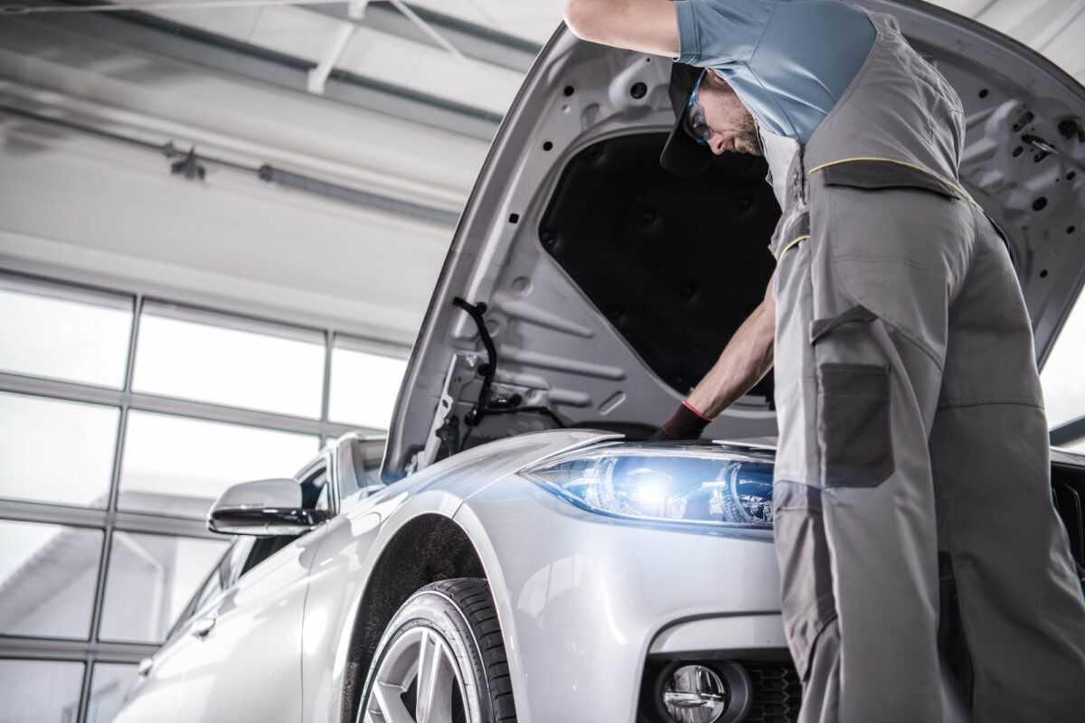 A Beginner’s Guide to Dealership Warranties In The Garage with