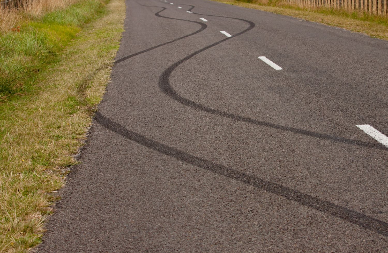 why-is-my-car-swerving-common-causes-and-prevention-tips-in-the