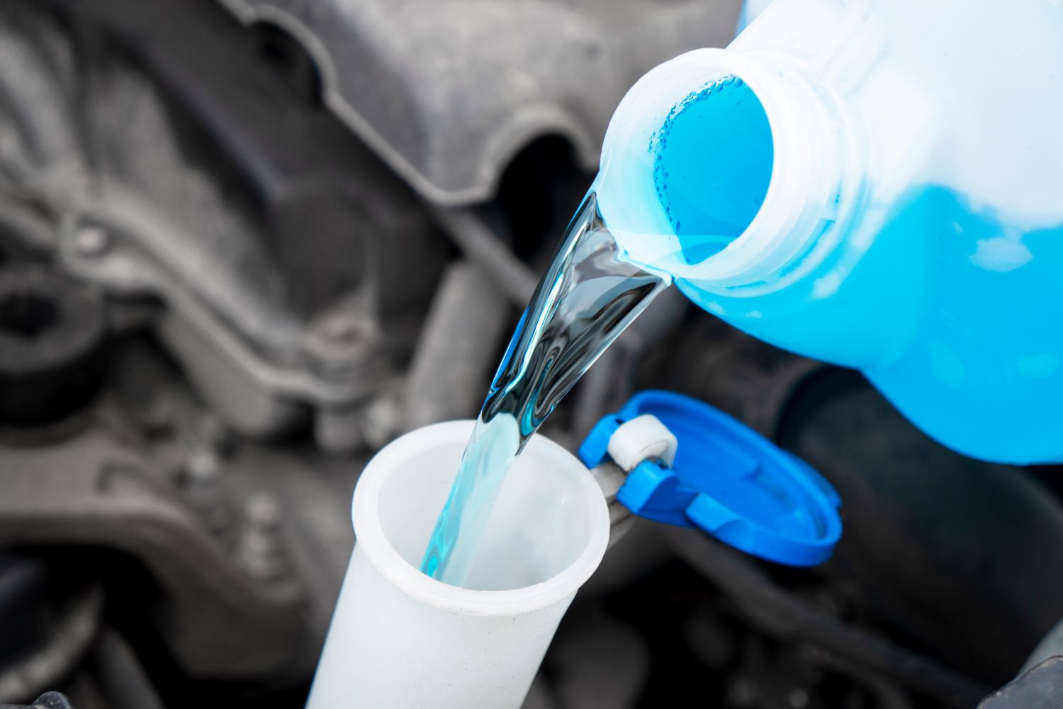 Can Windshield Wiper Fluid Freeze? In The Garage with