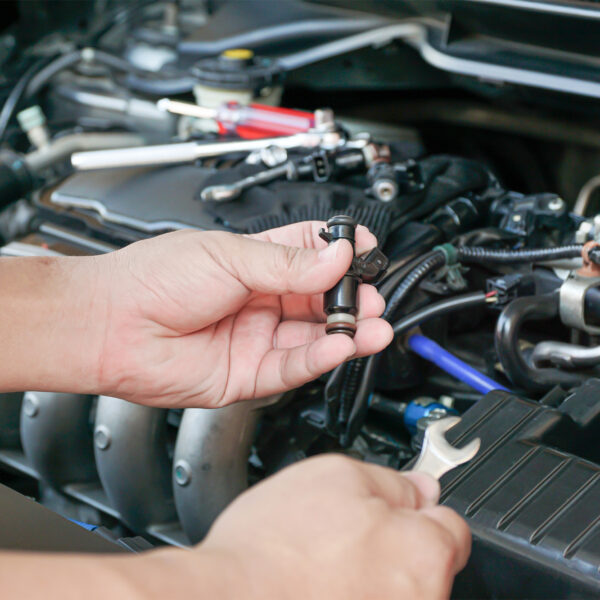 Your Guide to Fuel Injector Lifespan In The Garage with