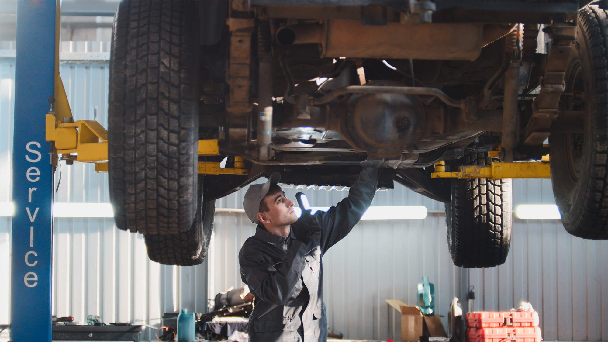 What Does the Steering Stabilizer Do? (Plus Other FAQs) In The Garage