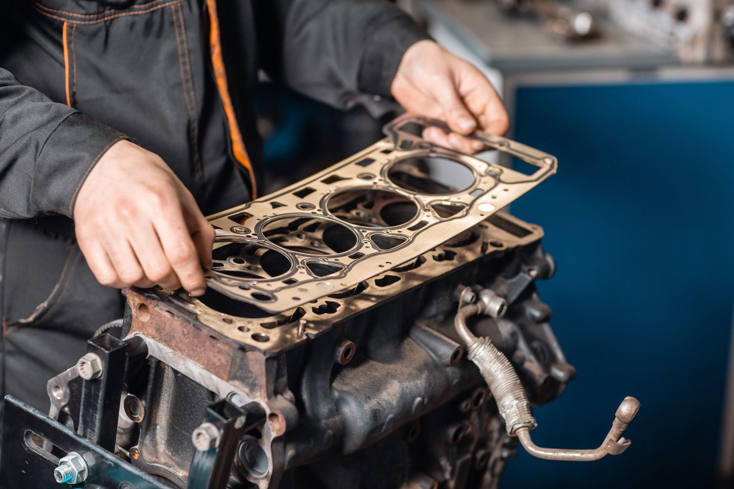Where Is The Head Gasket Located In The Garage With CarParts