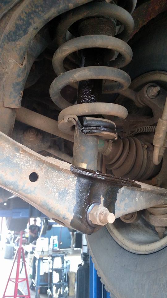 rear shock absorber from a ford expedition started leaking