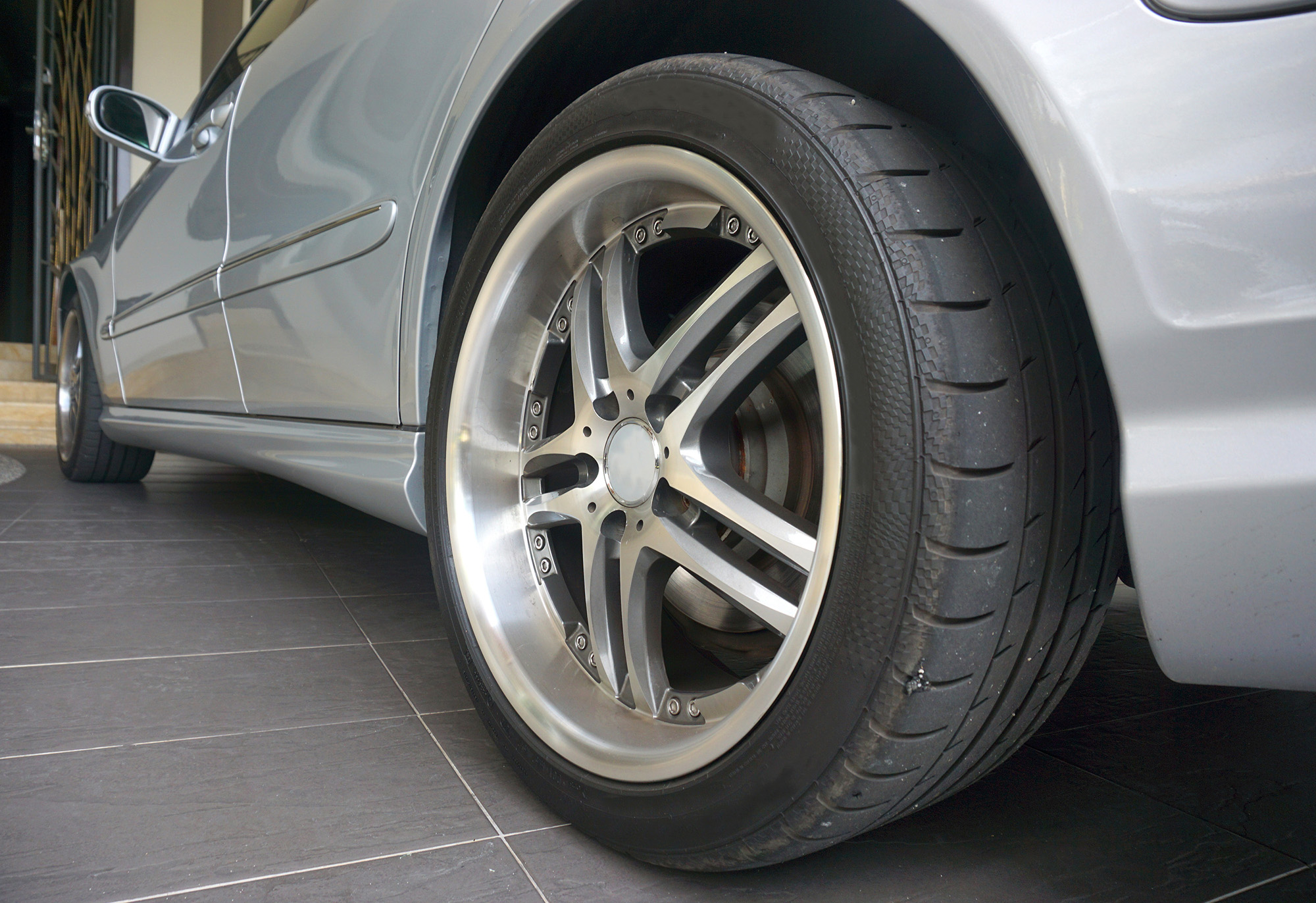 Are Wider Tires Better Than Narrow Tires? In The Garage with