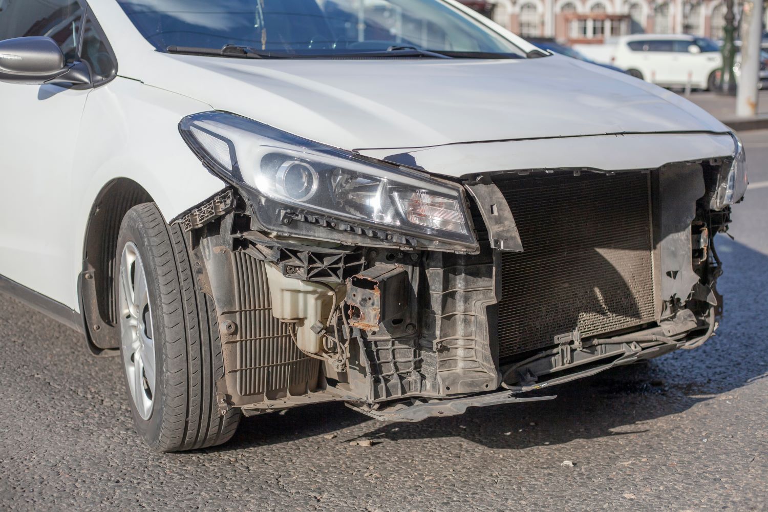 A Comprehensive Rundown on Car Frame Damage In The Garage with