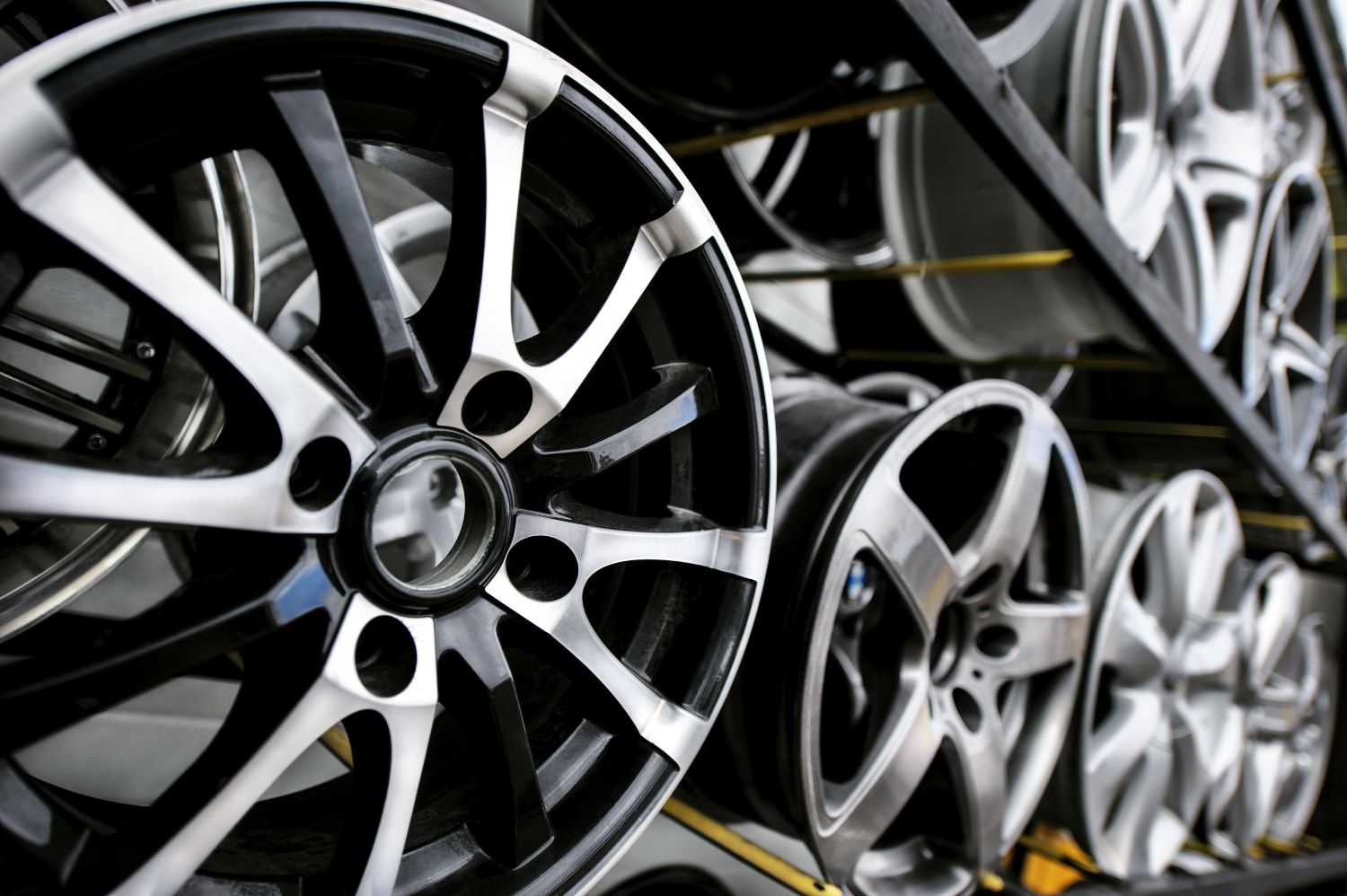 What Size Wheels Fit My Car? A Wheel Fitment Guide for Beginners In The Garage with