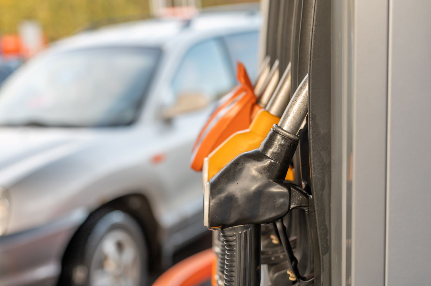 How to Find Cheap Gas Near You In The Garage with