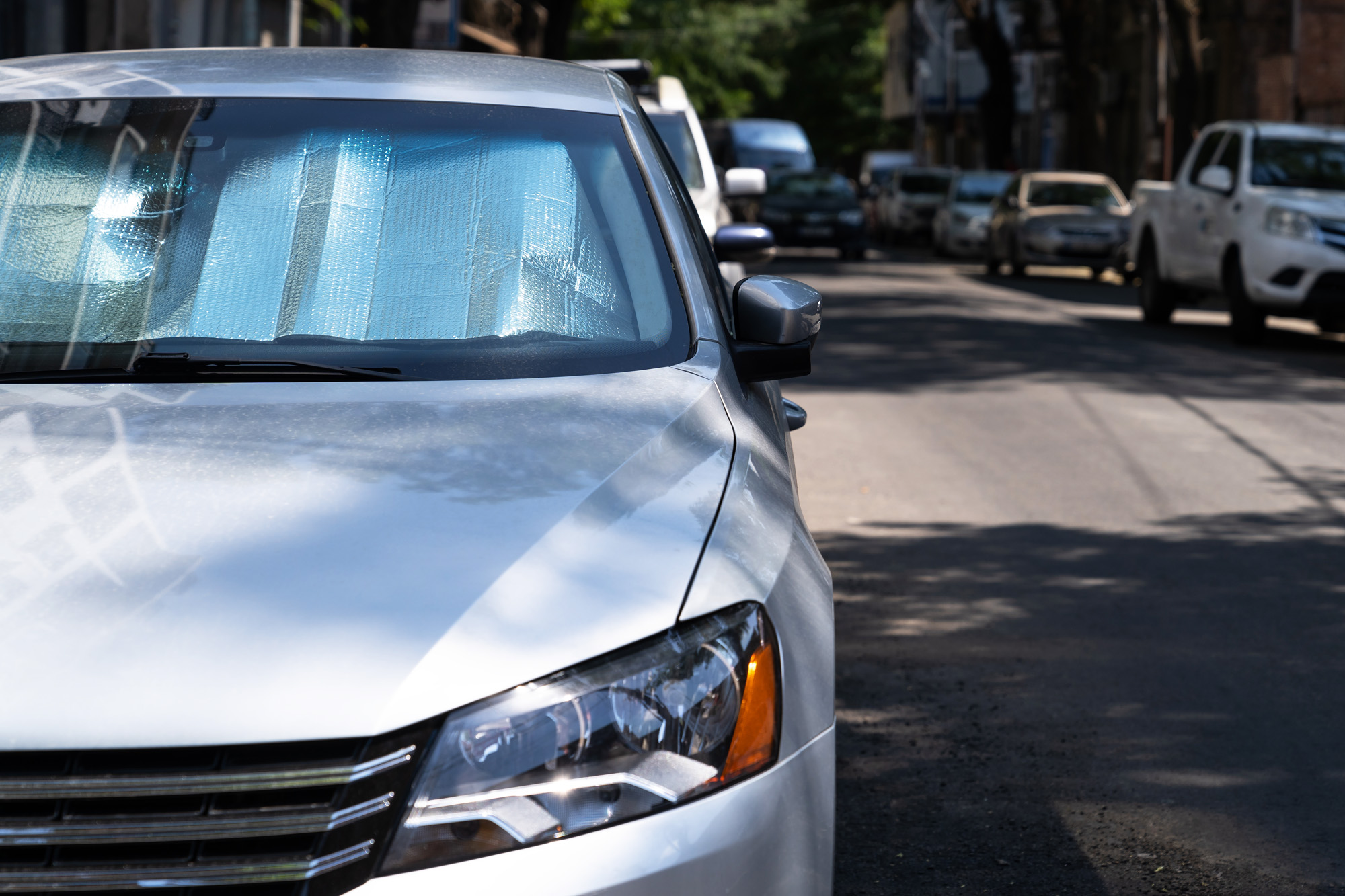 Simple Ways to Protect Your Car From Sun Damage In The Garage with