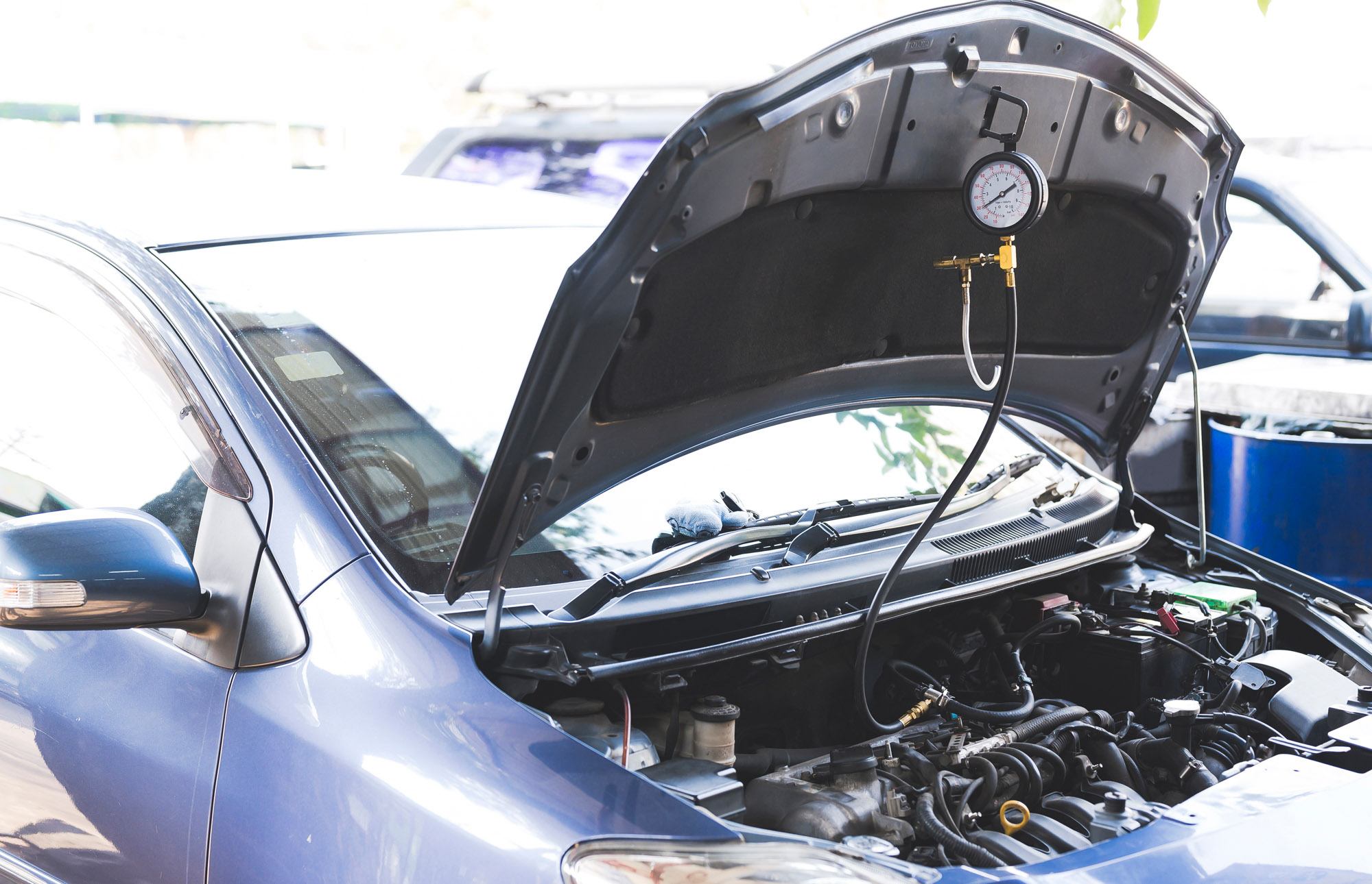 How to Use a Fuel Pressure Tester the Right Way In The Garage with