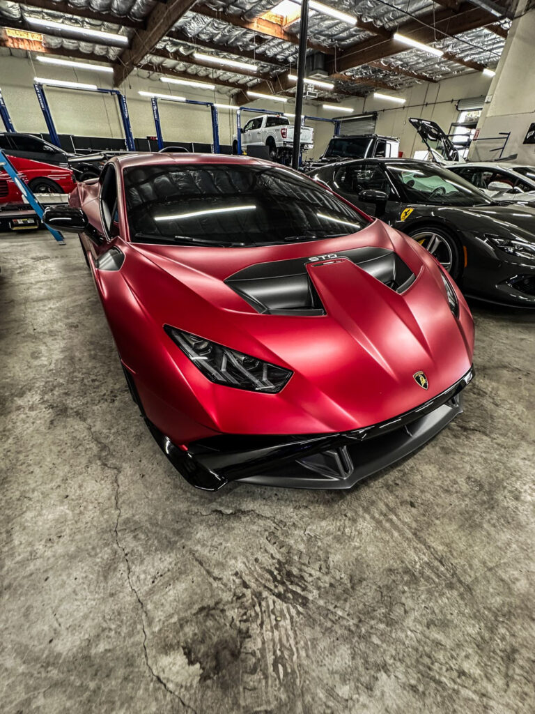 boden autohaus lamborghini aventador front view