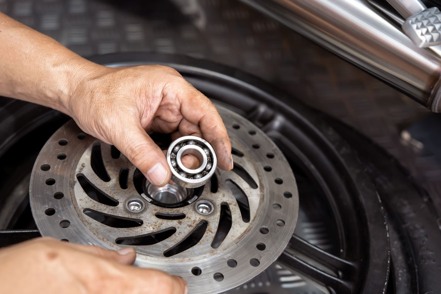 How Can I Tell Which Wheel Bearing Is Bad? In The Garage with