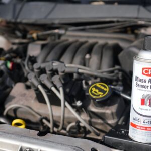 maf sensor cleaner and car engine