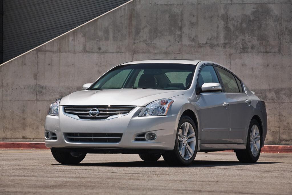 2010 nissan altima sedan with cvt nissan usa newsroom